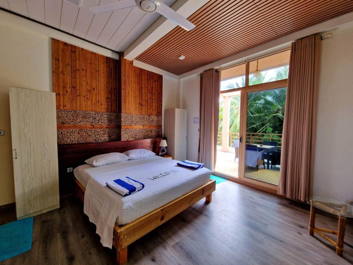 Finolhu Beach Guest House Felidhoo Exterior photo