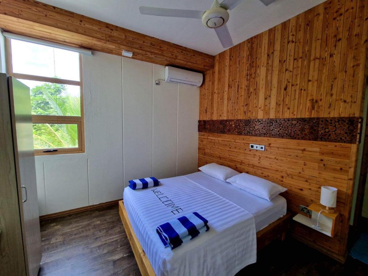 Finolhu Beach Guest House Felidhoo Exterior photo